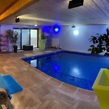 Villa A - 350 M² Avec Piscine Privee Gouttières