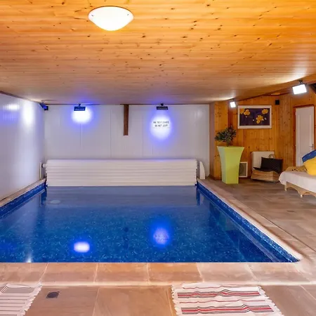 Villa A - 350 M² Avec Piscine Privee *