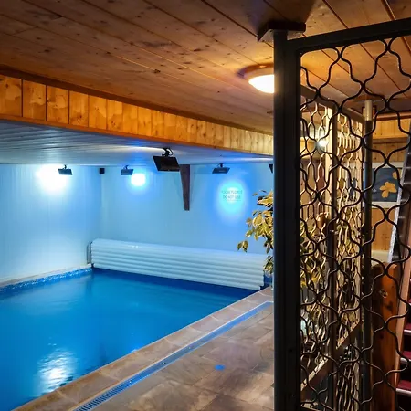 A - 350 M² Avec Piscine Privee Villa
