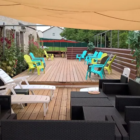 A - 350 M² Avec Piscine Privee *
